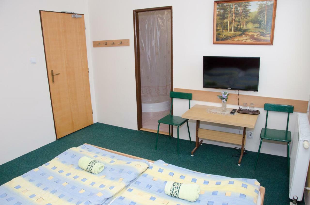 Turisticka Ubytovna Osada Liptovska Osada Bagian luar foto