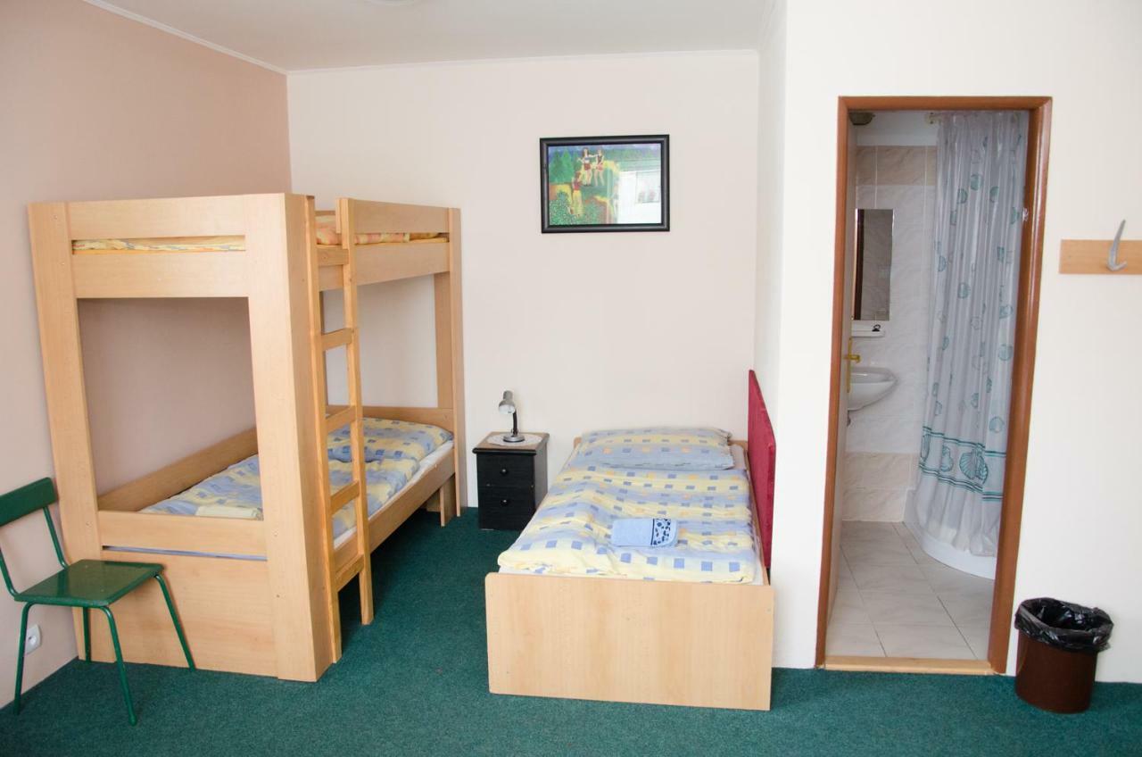Turisticka Ubytovna Osada Liptovska Osada Bagian luar foto